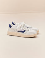 Baskets basses Aimé - Cuir recyclé et suède vegan marine blanc