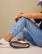 Baskets basses Aimé - Cuir recyclé et suède vegan marine blanc