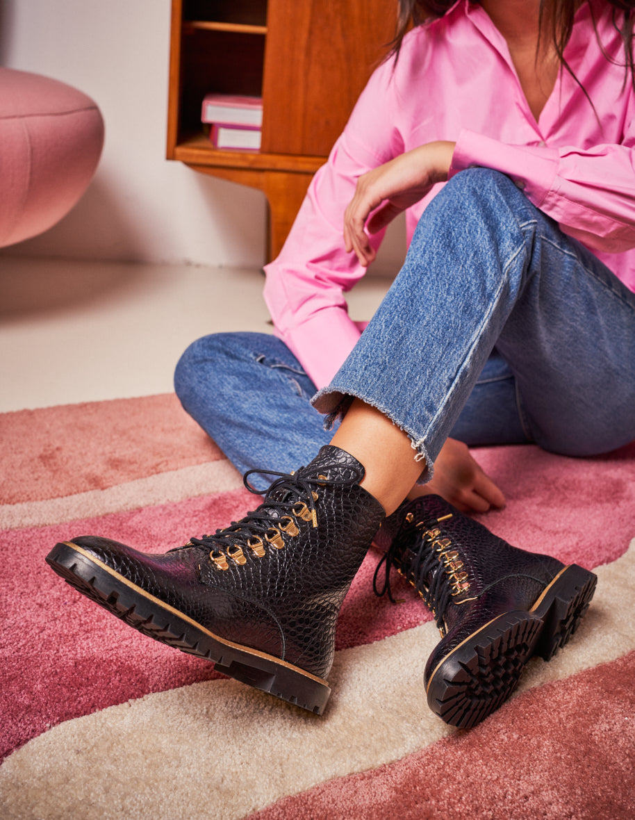 Alix Lace Boots - Cuir Croco Noir
