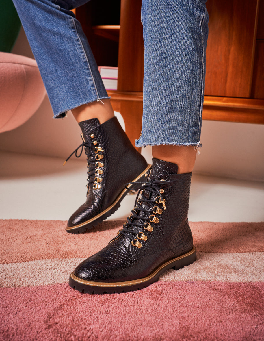 Alix Lace Boots - Cuir Croco Noir