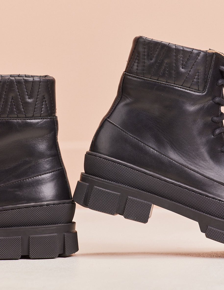 Estelle laced ankle boots - Cuir noir