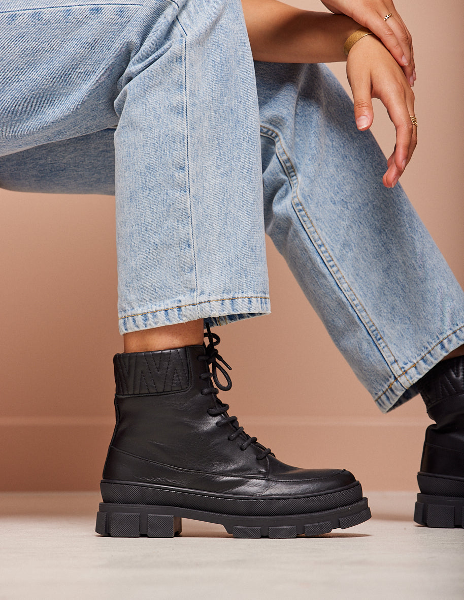Estelle laced ankle boots - Cuir noir