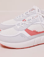 Baskets basses Marion - Cuir recyclé et suède vegan blanc corail