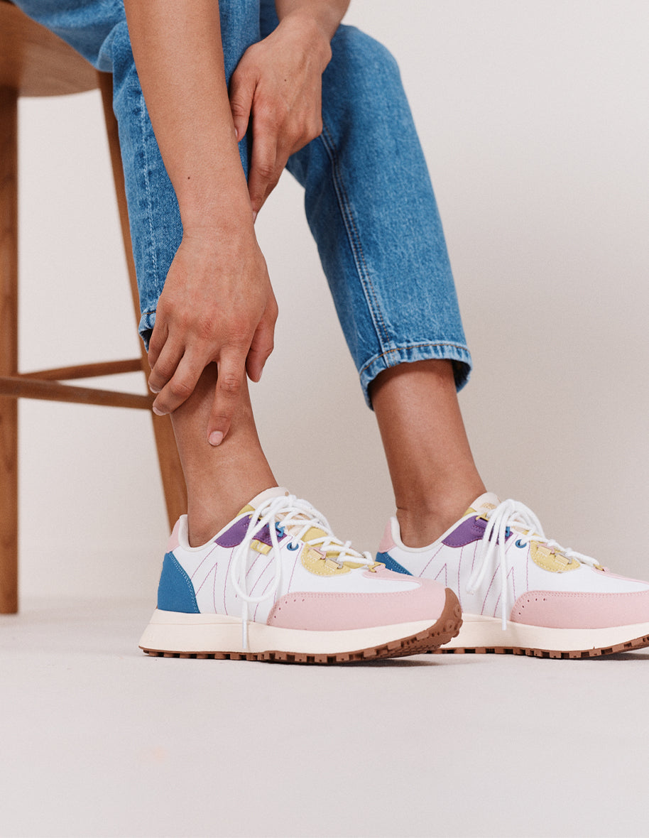 Baskets basses Morgane - Suède vegan et nylon rose clair, blanc et citron