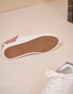 Baskets basses Renée - Cuir blanc et tartan brique