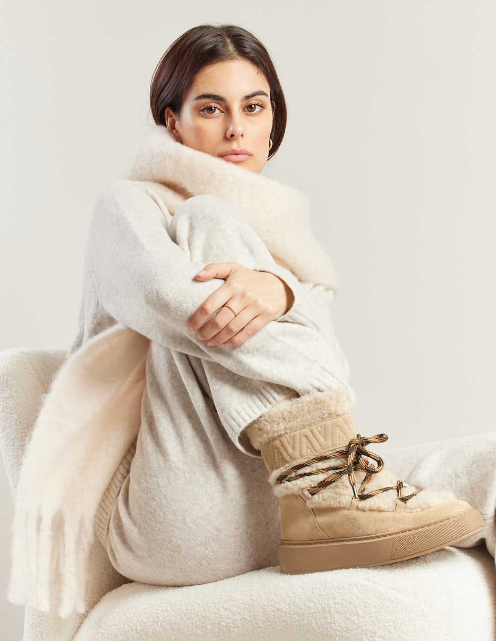 Sarah Fourrées Bottes - Taupe Suede