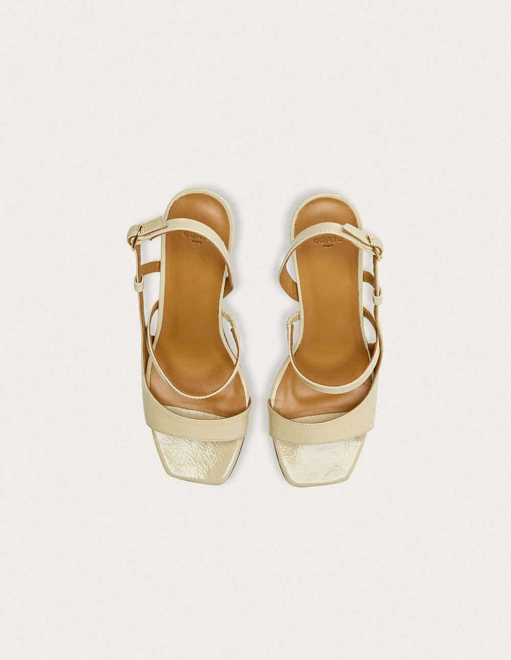 Sandals with heels Casta - Cuir plissé écru