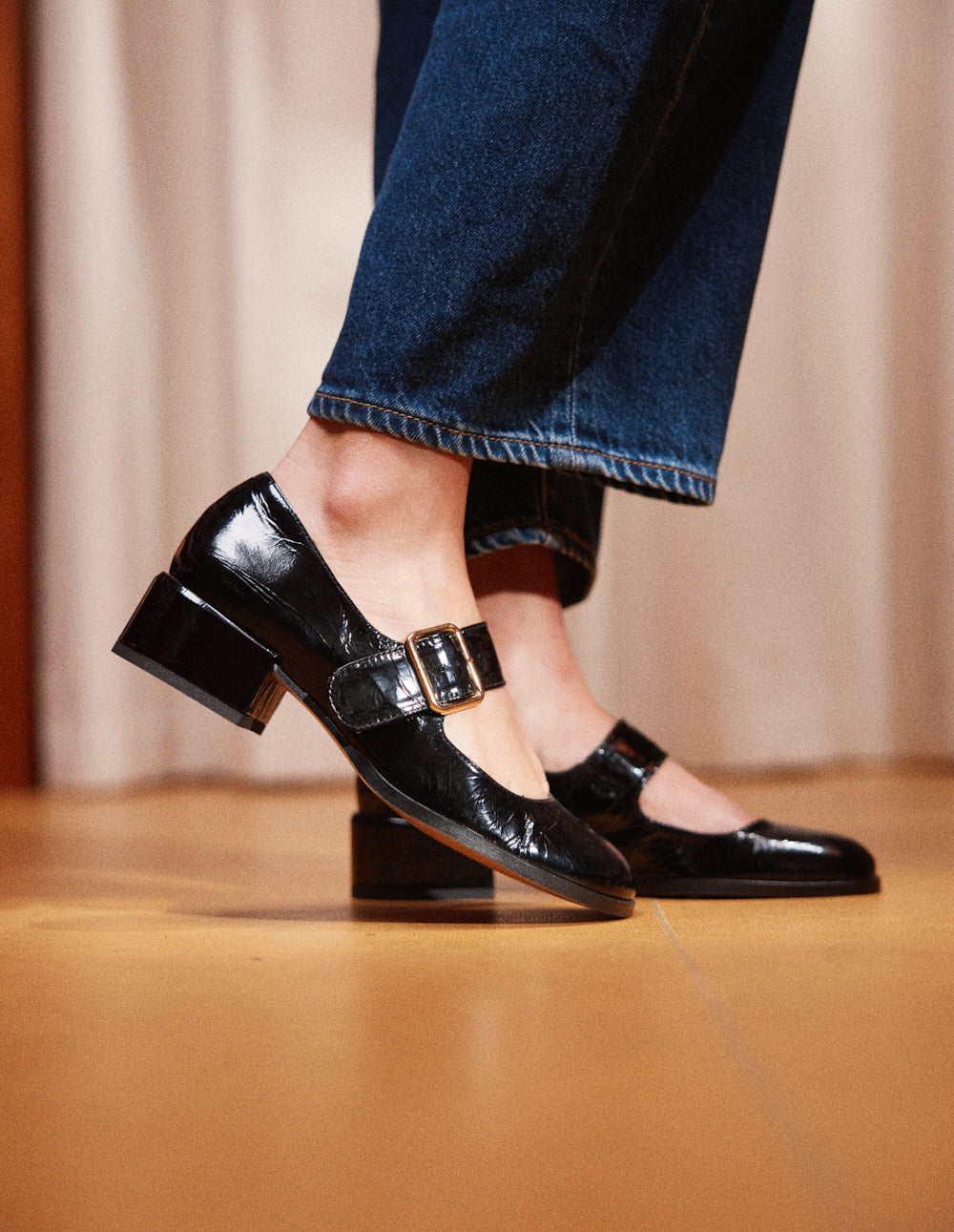Escarpins Amari - Cuir plissé verni noir